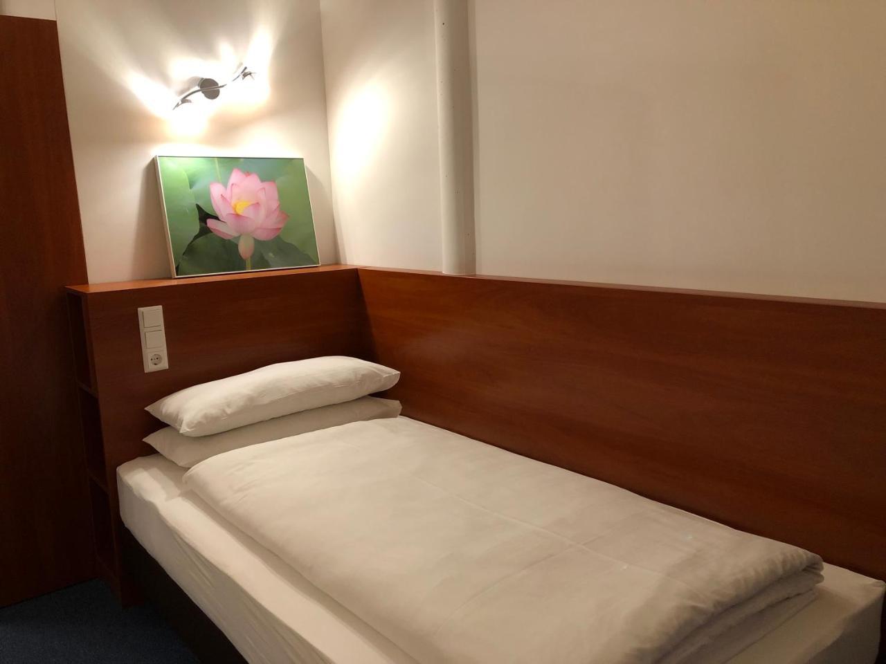 Hotel Mirabell Ерланген Екстериор снимка